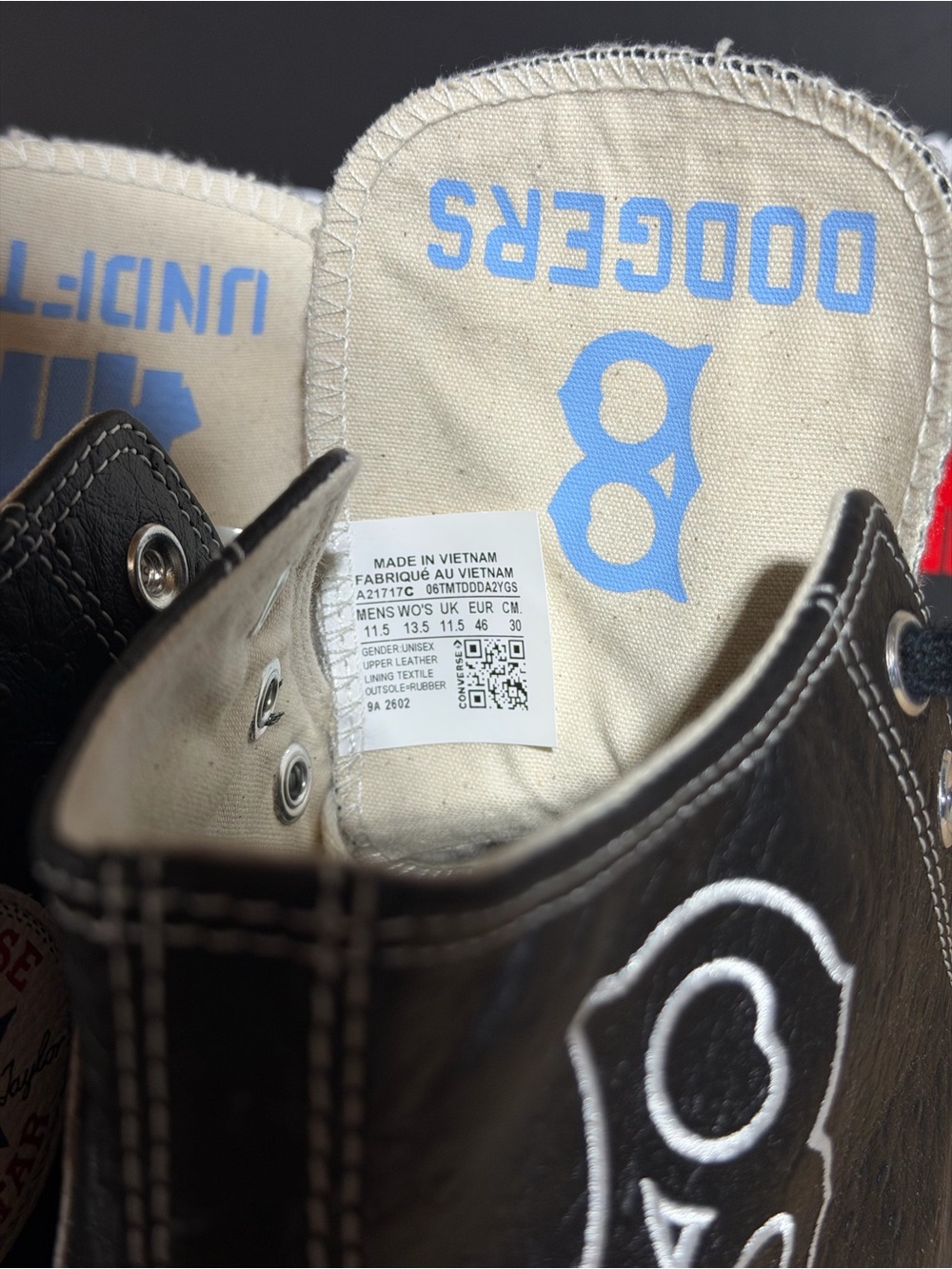 Converse Chuck 70 Undefeated Brooklyn Dodgers #373 DS 11.5 Rare - Picture 7 of 11